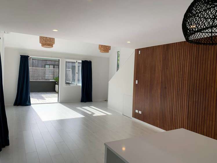 1/68 Braemar Road Castor Bay_10