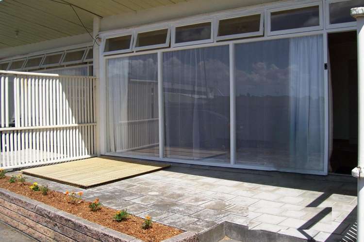 3/30 Bristol Street_0