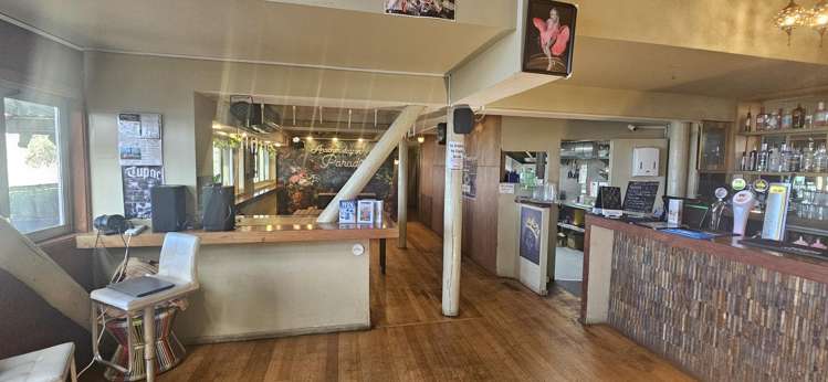 153 Ocean View Road Oneroa_8
