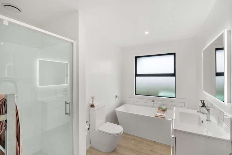 84 Oaks Drive Lincoln_13