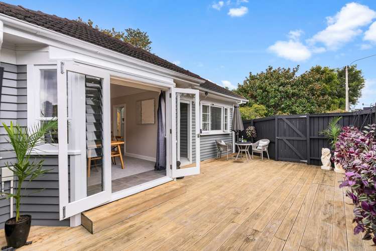 1/154 Onewa Road Northcote_1