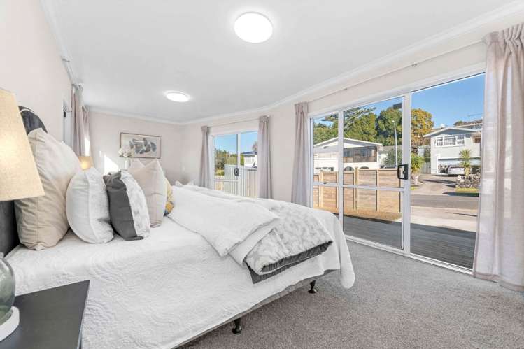 14 Okareka Place Pakuranga Heights_12