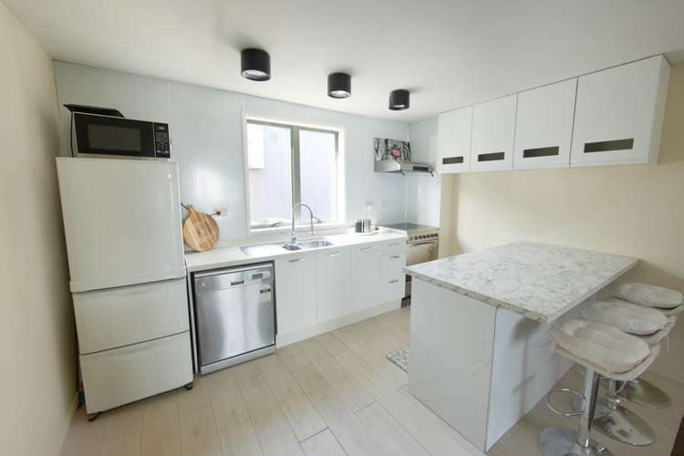 24/10 Ruru Street Eden Terrace_5