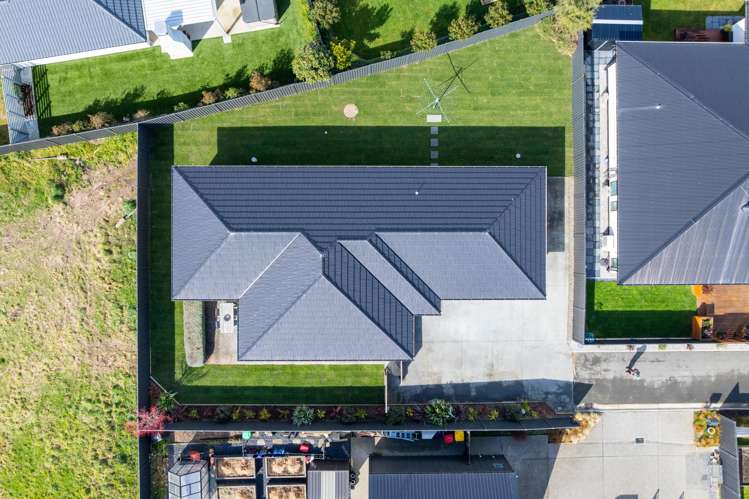 8 Silverview Place Mosgiel_24