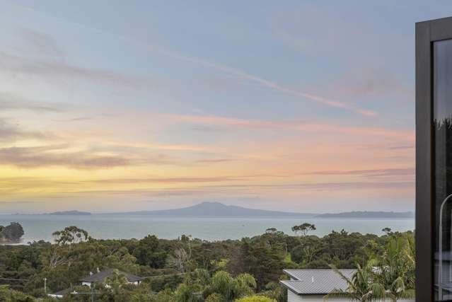 Luxury Coastal Living in Maraetai
