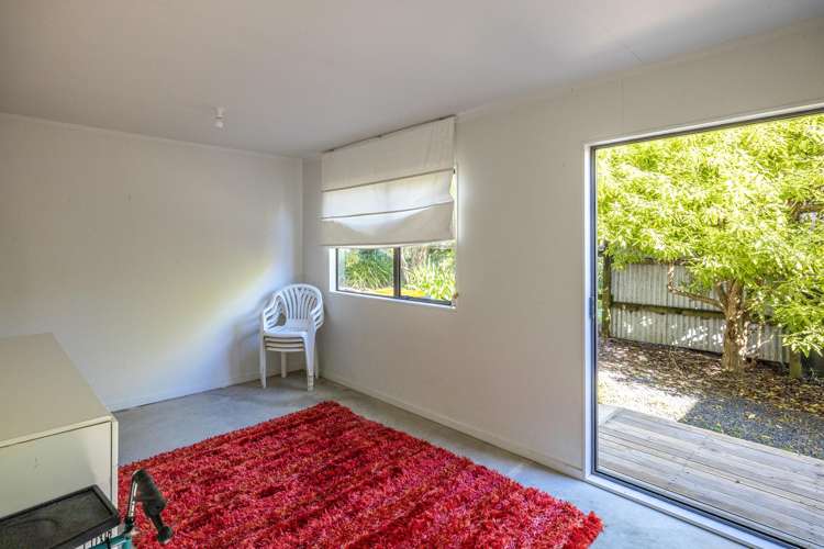 1 Ocean Road Surfdale_15