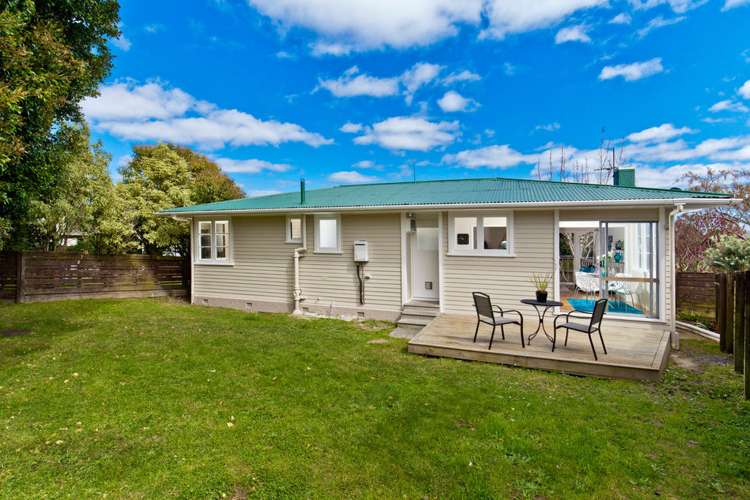 2/7 Vera Road Te Atatu South_18