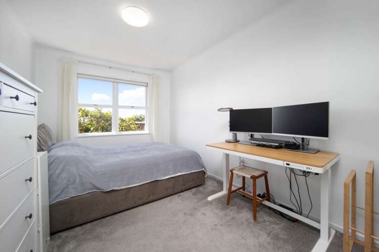 3/182 Carrington Road_4