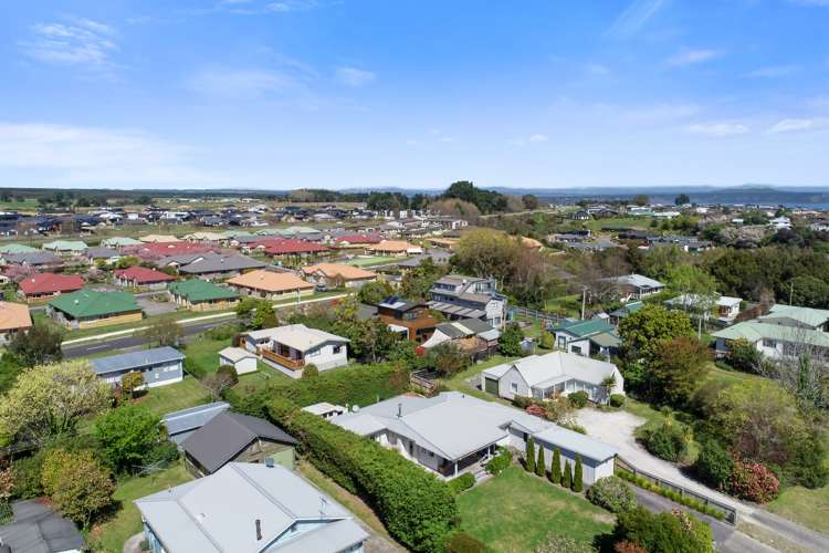 19 Wharewaka Road Wharewaka_38