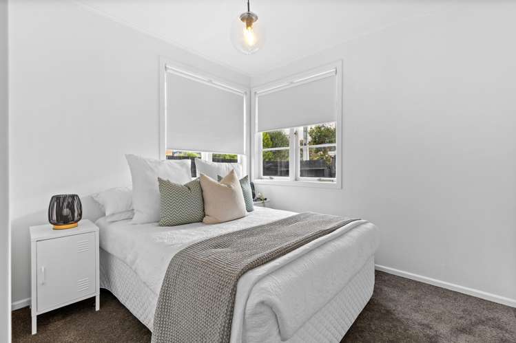 52 Neil Avenue Te Atatu Peninsula_10