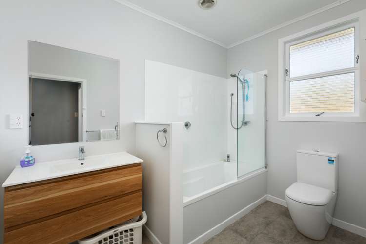 13 Claremont Avenue Paeroa_10