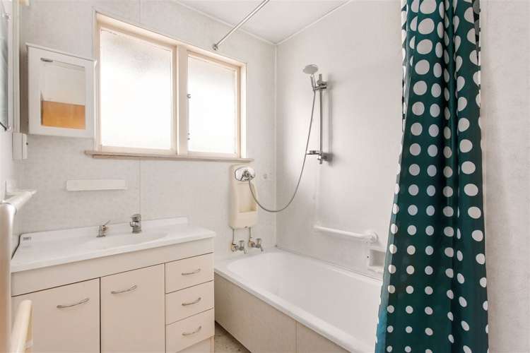 1/301 Wairakei Road Bryndwr_5