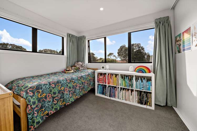 17 Whanui Place Mangere Bridge_9