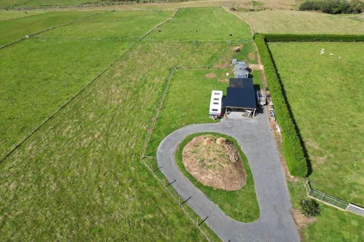499 Avon Road Tisbury_36