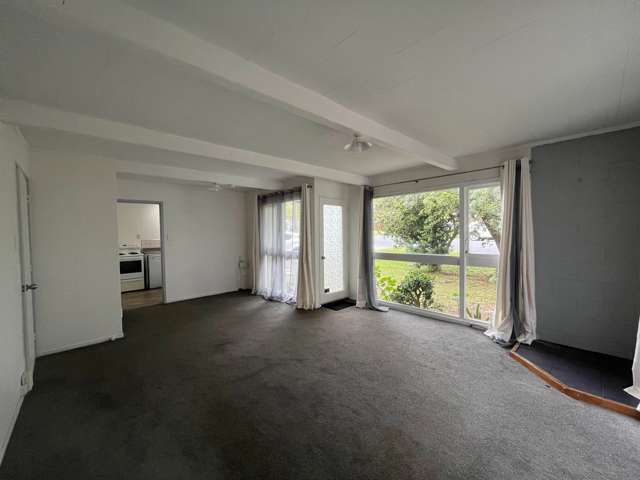 1/1 Corrella Road Belmont_4