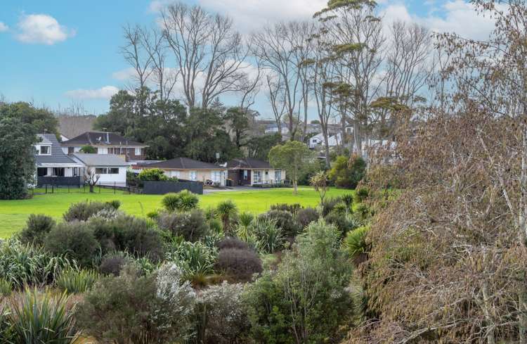 1/30 Curacao Place Half Moon Bay_26