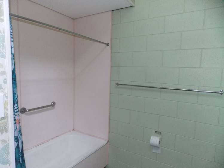 6 Westmere Place Takaro_9