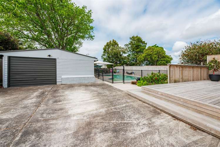 25 Tiroroa Avenue Te Atatu South_28