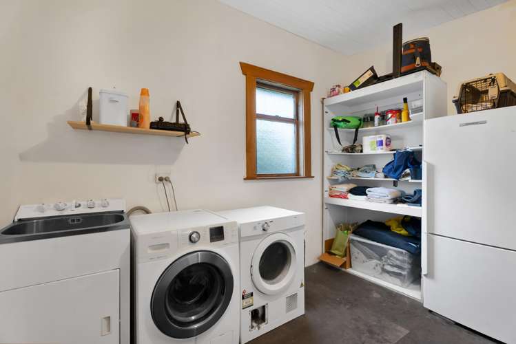 33 Gaine Street New Plymouth Central_11