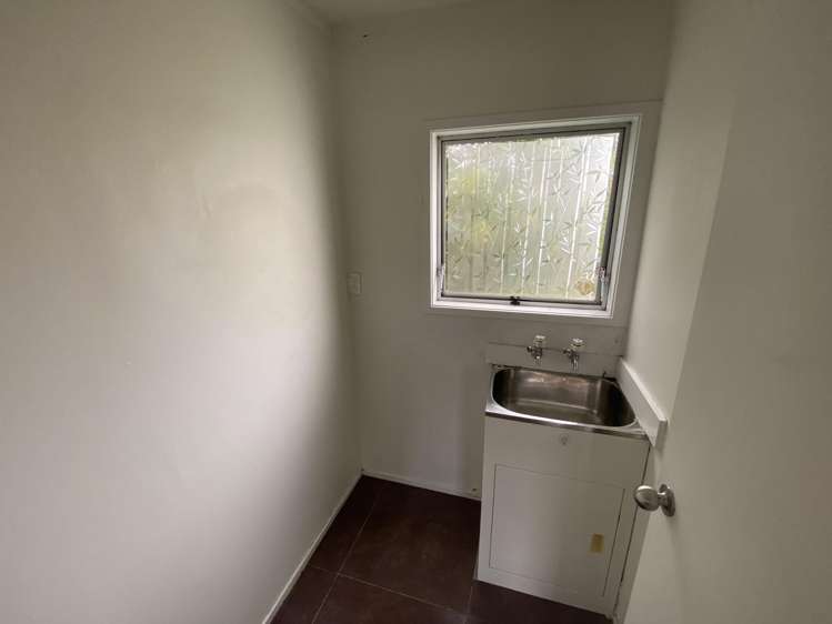 1/92 Kenderdine Road Papatoetoe_10