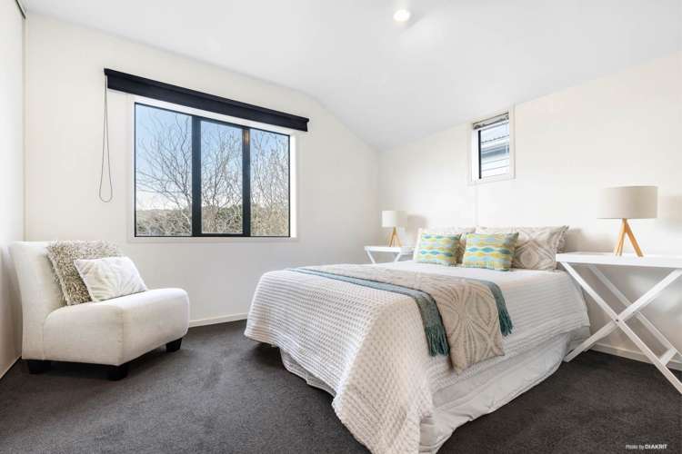 18/10 John Jennings Drive Oteha_6