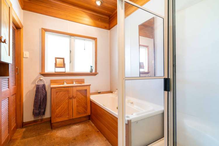 39 Somerville Street Andersons Bay_11