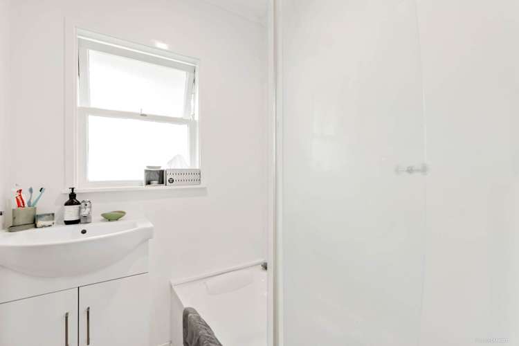 2/47 Karaka Street Takapuna_15