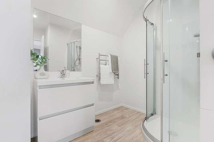 4/27 Seddon Road Frankton_14