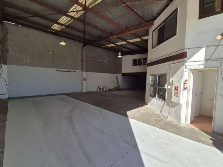 Unit 7, 20 Manchester Street Paraparaumu_4