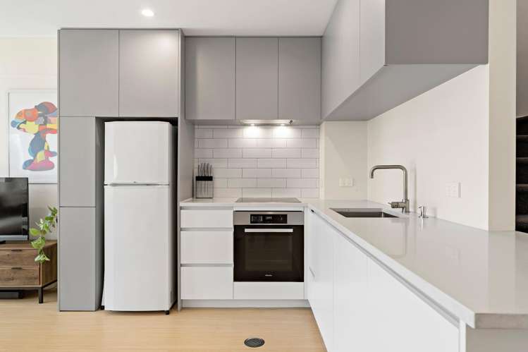 636 Massey Road Mangere_9