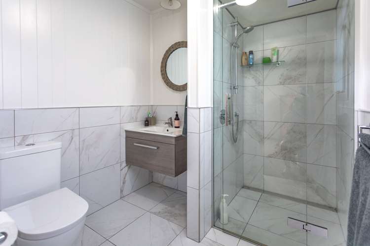 2 Scott Drive Cooks Beach_11