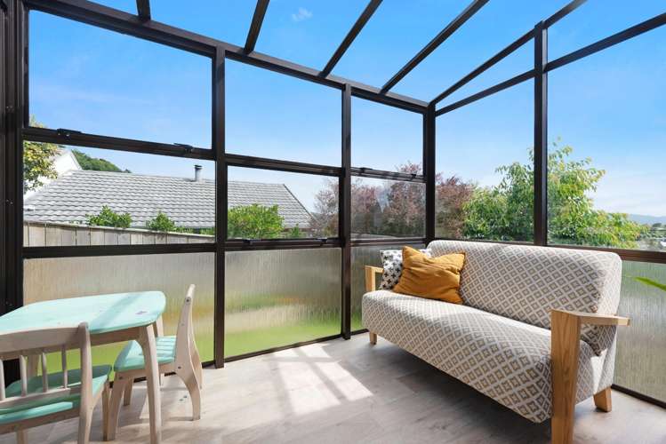 38 Voltaire Street Karori_12