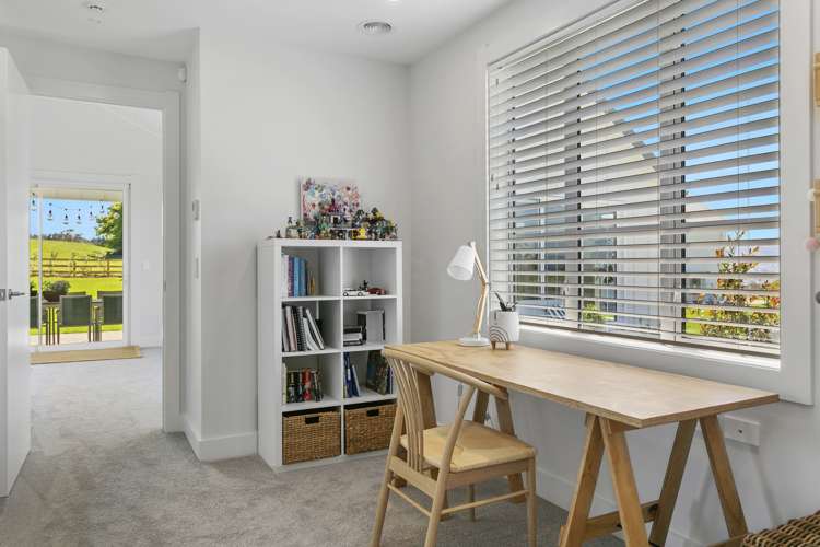 5 Lens Way Acacia Bay_16