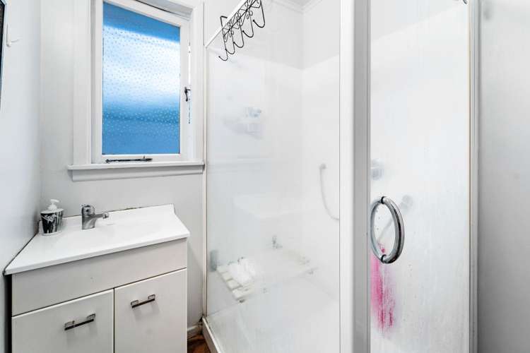 17 Kuaka Place New Lynn_16