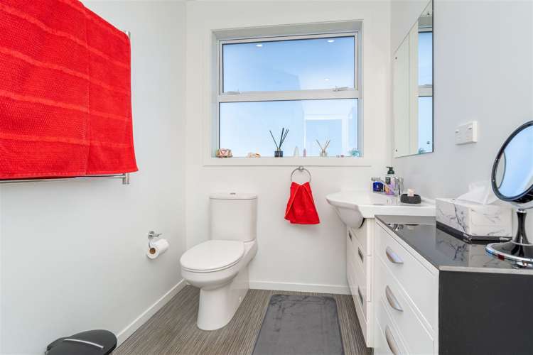 1 Fox Street Port Chalmers_15