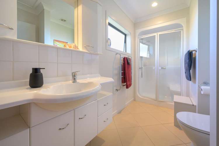 278 Princes Drive Britannia Heights_12