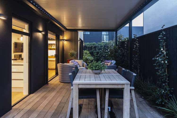 21 Aikmans Road Merivale_25