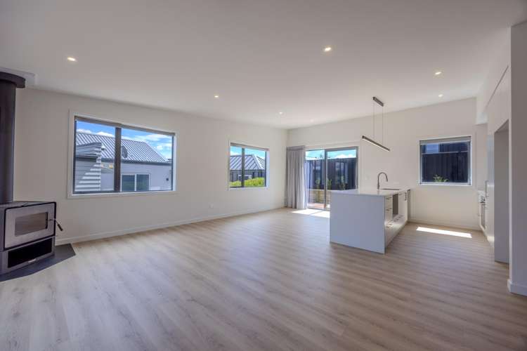 3 Landsborough Lane_5