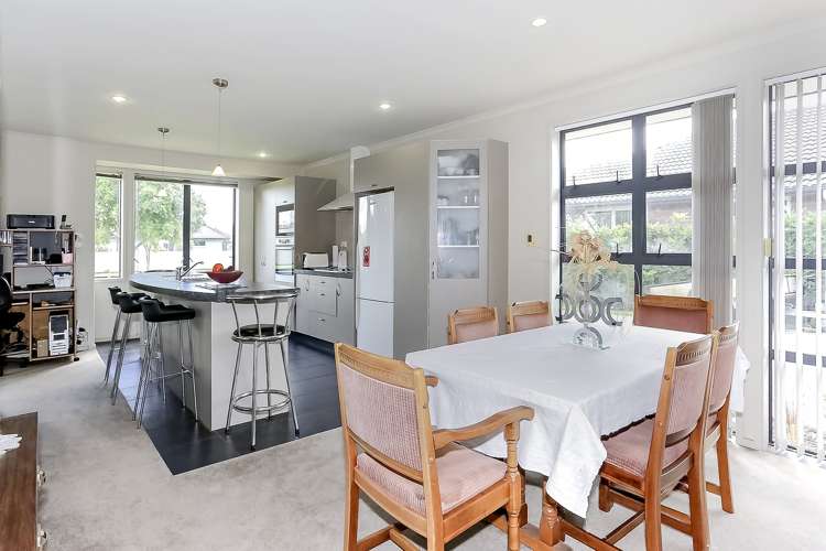 55 Condor Drive Pyes Pa_1