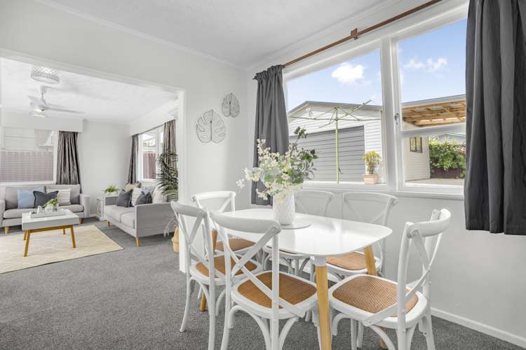 38 Momona Street Wainuiomata_5