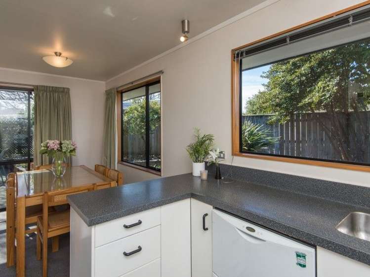 15 Rintoul Place Brightwater_8