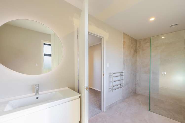 296 White Road Otane_13