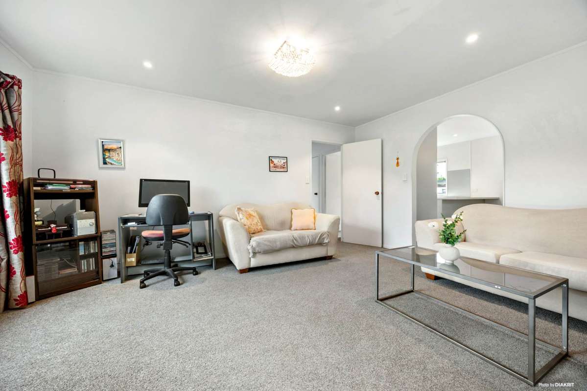 2/56 Hillside Road_1