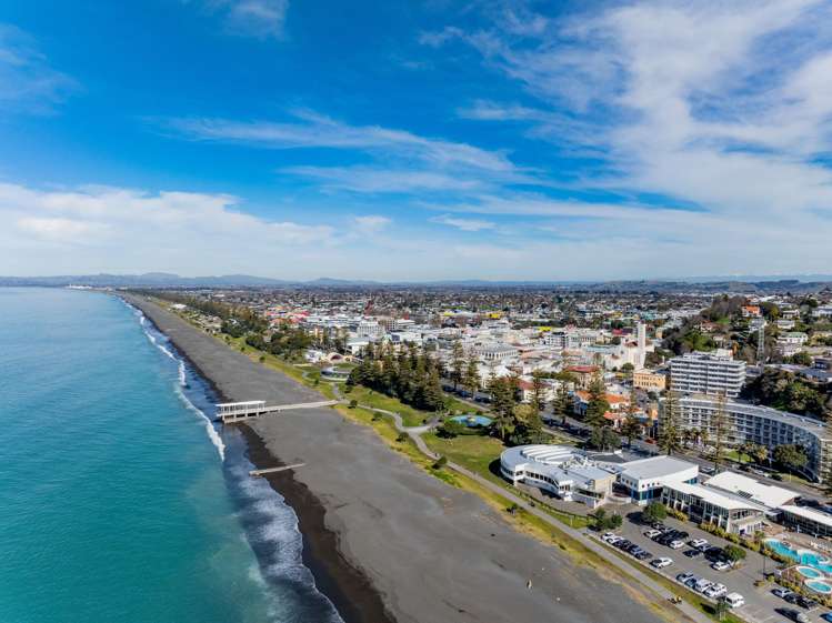 61/3 Shakespeare Road Napier South_29