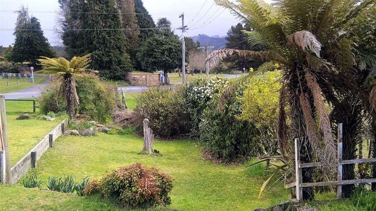 241 Golf Road Taumarunui_15