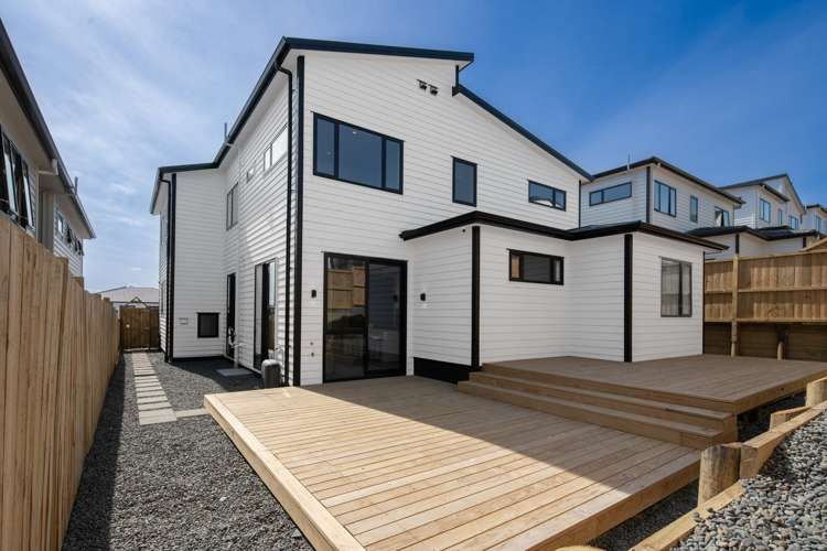 30 Black Shed Road Flat Bush_12