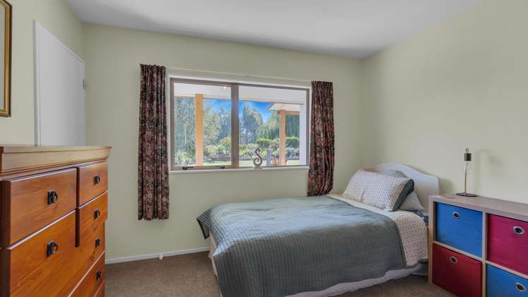 305 Loburn Terrace Road Loburn_13