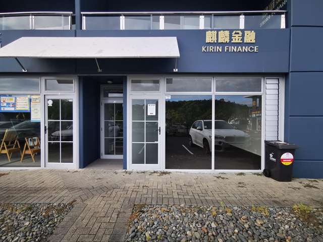 H/86 Bush Road Albany_1