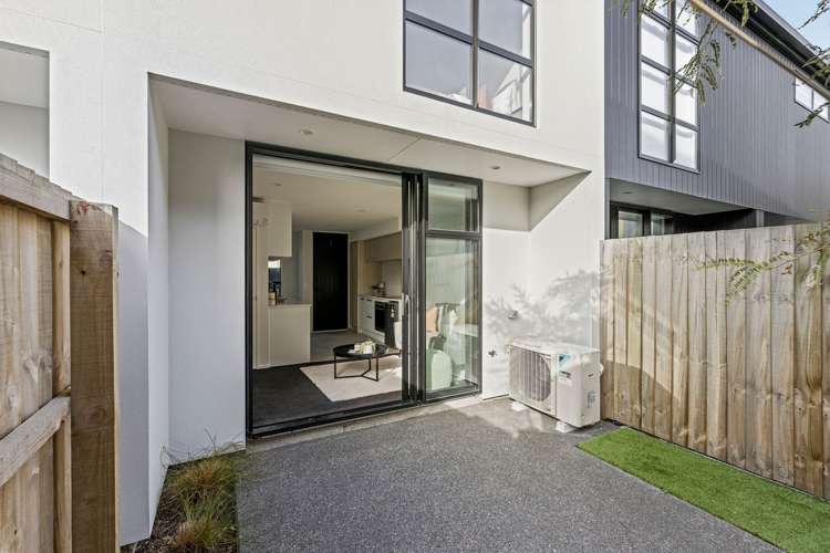 6/35 Gracefield Avenue_5