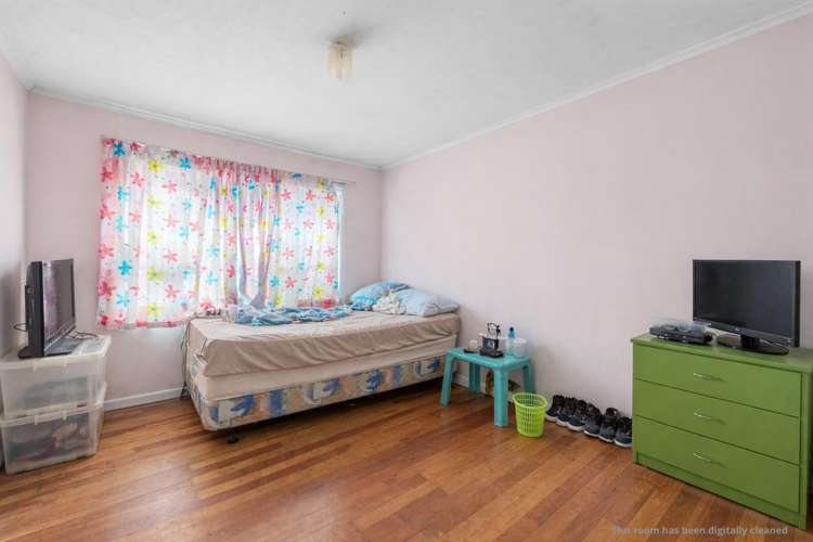 270 Massey Road Mangere East_5